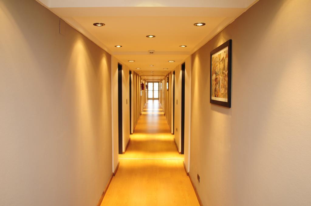 Hotel Euzko Alkartasuna Macachin  Bagian luar foto
