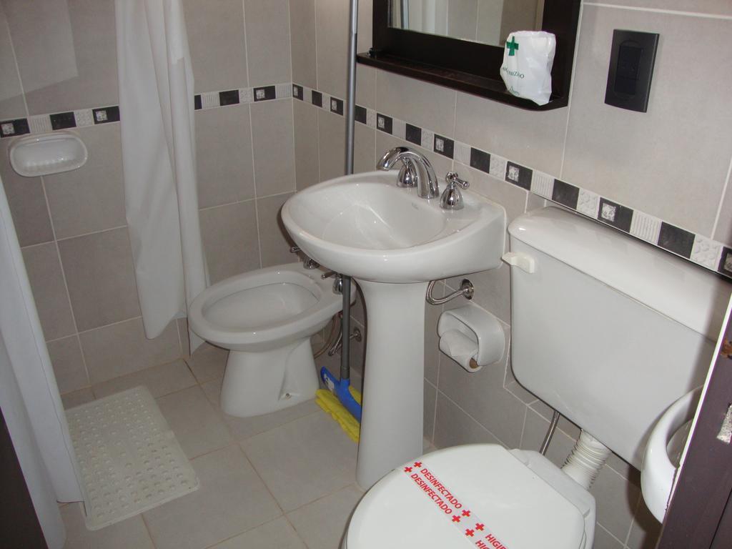 Hotel Euzko Alkartasuna Macachin  Bagian luar foto