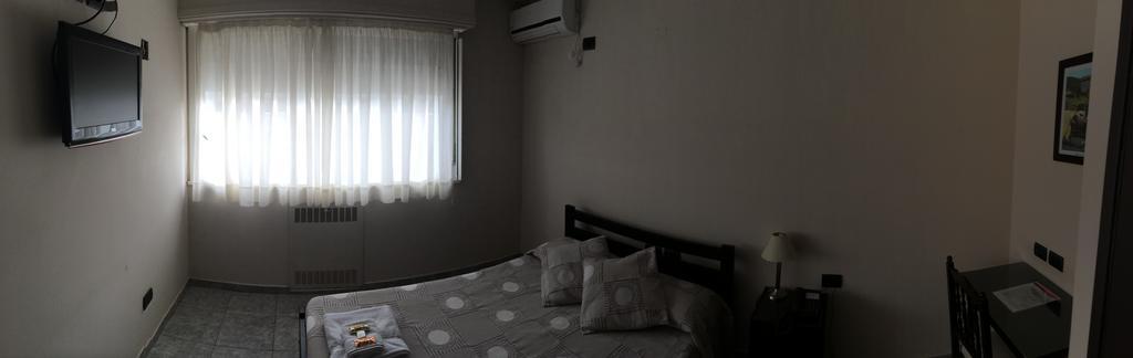 Hotel Euzko Alkartasuna Macachin  Bagian luar foto
