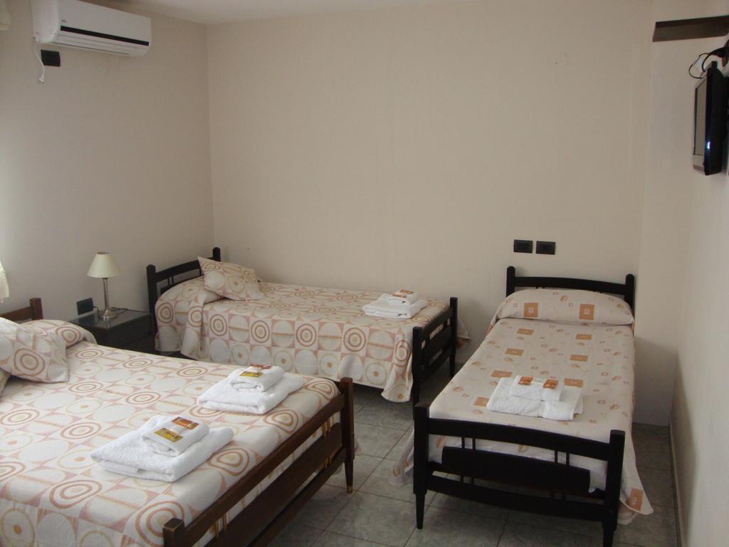 Hotel Euzko Alkartasuna Macachin  Bagian luar foto