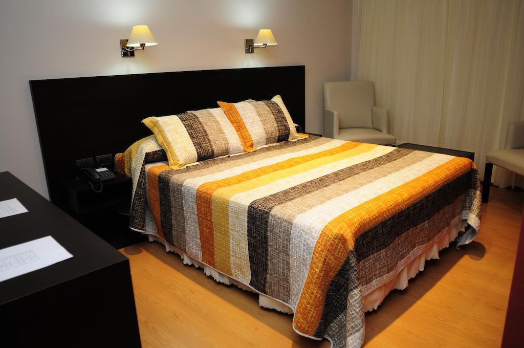 Hotel Euzko Alkartasuna Macachin  Ruang foto